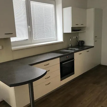 Na Modrinove ノヴェー・ムニェスト・ナ・モラヴィエ